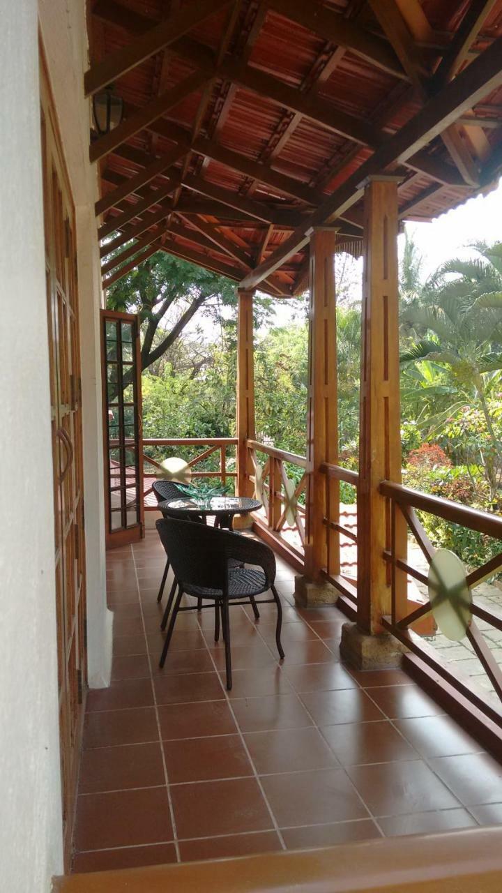Villa Serena Bangalore Luaran gambar