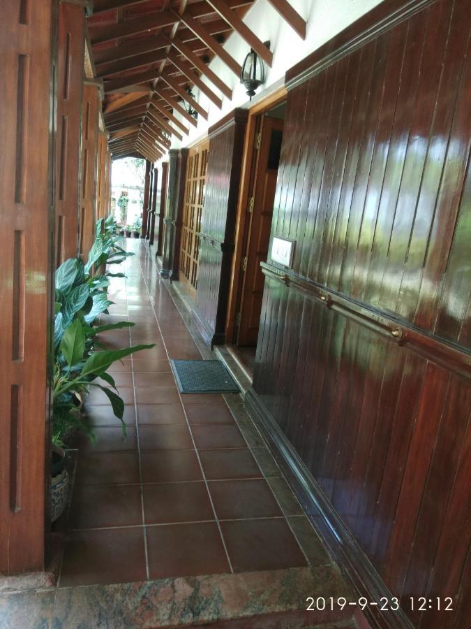 Villa Serena Bangalore Luaran gambar