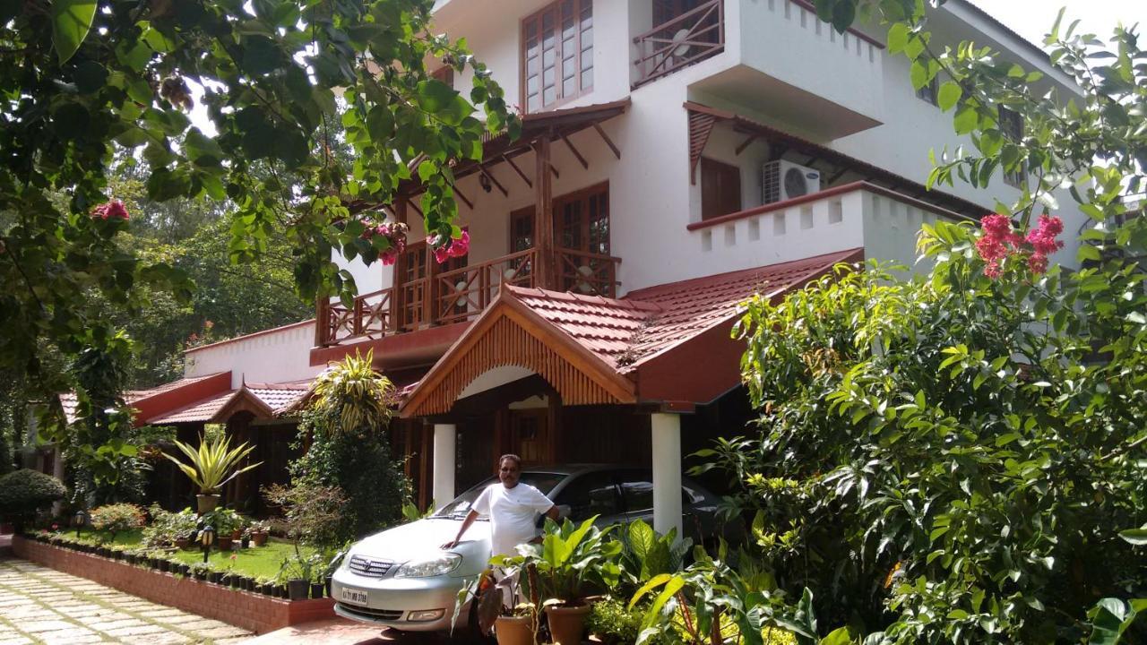 Villa Serena Bangalore Luaran gambar
