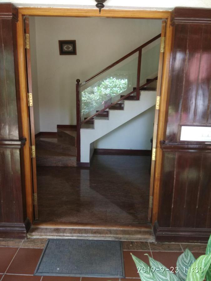 Villa Serena Bangalore Luaran gambar