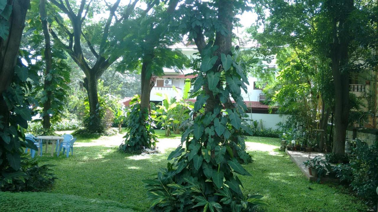 Villa Serena Bangalore Luaran gambar